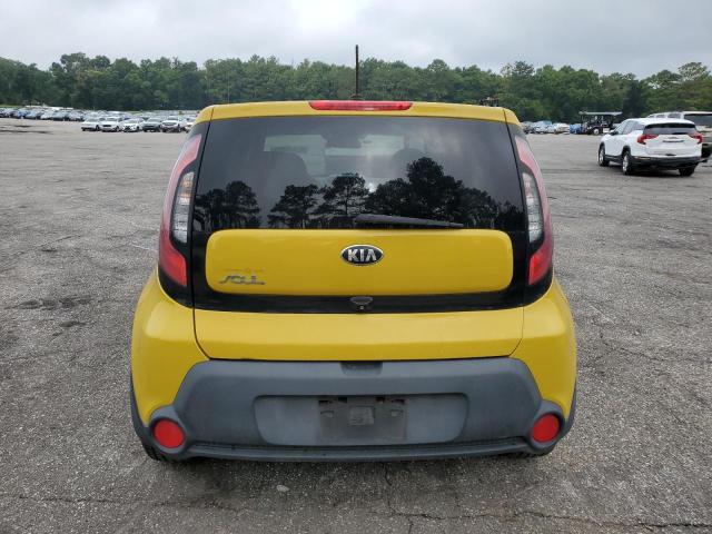 KNDJP3A53F7164614 - 2015 KIA SOUL + YELLOW photo 6