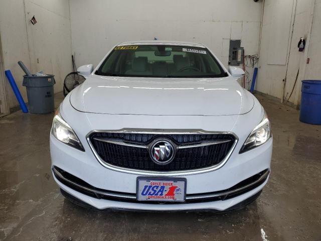 1G4ZN5SS3KU107622 - 2019 BUICK LACROSSE PREFERRED WHITE photo 5