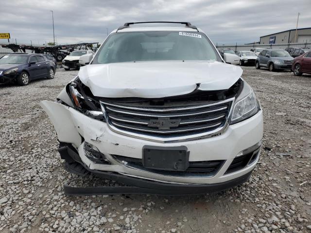 1GNKRHKD4HJ254949 - 2017 CHEVROLET TRAVERSE LT WHITE photo 5