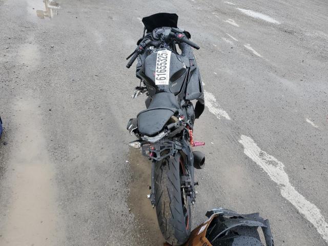 JKAEXEJ18KDA03677 - 2019 KAWASAKI EX650 J შავი ფოტო 6