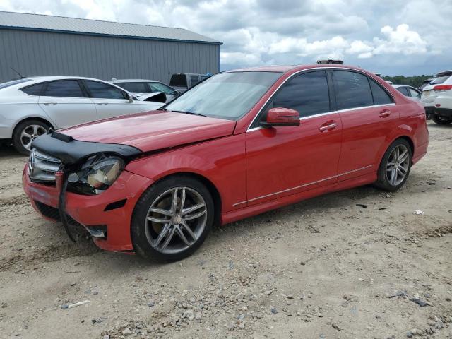 WDDGF4HB4DR269118 - 2013 MERCEDES-BENZ C 250 RED photo 1