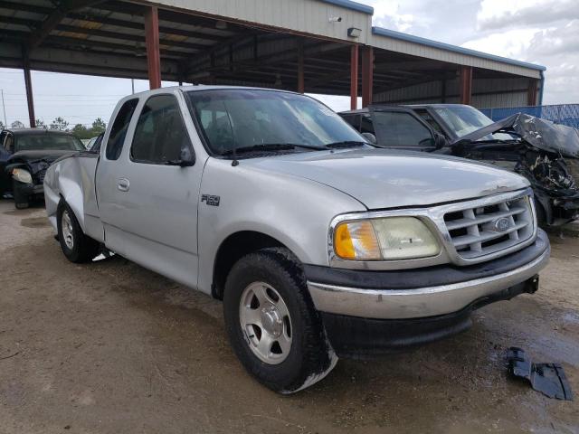 2FTRX17243CB13043 - 2003 FORD F 150 SILVER photo 4