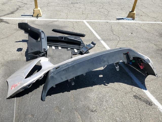 JTDKARFP2H3026401 - 2017 TOYOTA PRIUS PRIM 银色 照片 12