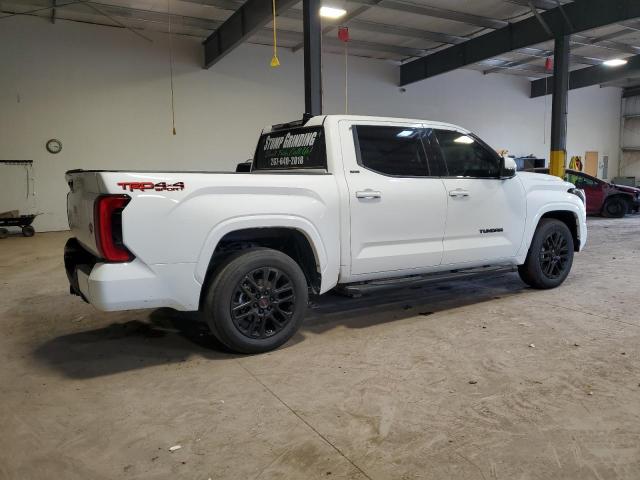 5TFLA5DB0NX021996 - 2022 TOYOTA TUNDRA CREWMAX SR WHITE photo 3