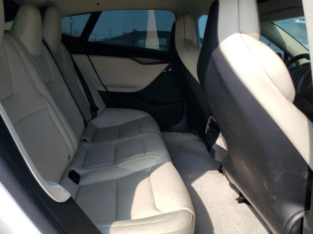 5YJSA1E26JF273534 - 2018 TESLA MODEL S 白色 照片 10