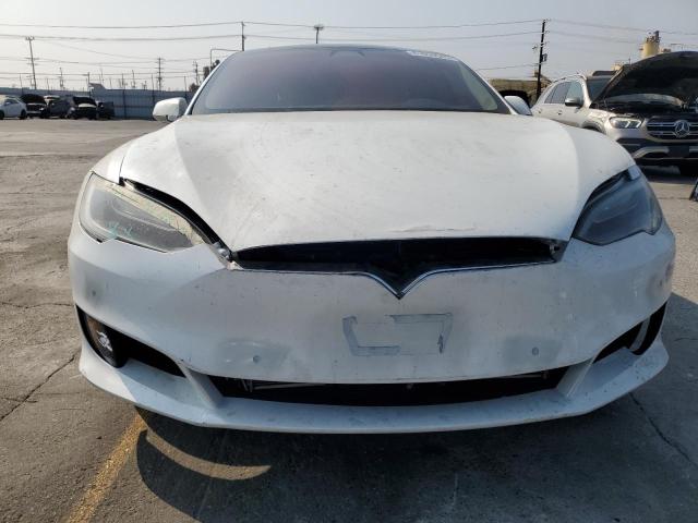 5YJSA1E26JF273534 - 2018 TESLA MODEL S 白色 照片 5
