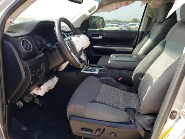 5TFUW5F14EX323592 - 2014 TOYOTA TUNDRA DOUBLE CAB SR/SR5 SILVER photo 7