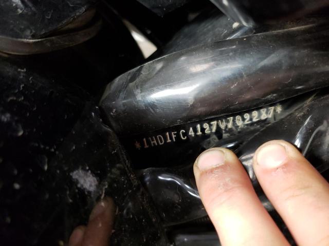 1HD1FC4127Y702287 - 2007 HARLEY-DAVIDSON FLHTCUI 黑色 照片 10