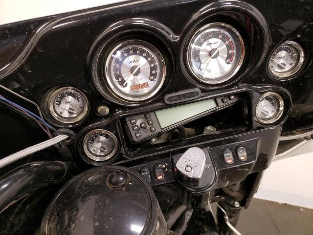 1HD1FC4127Y702287 - 2007 HARLEY-DAVIDSON FLHTCUI 黑色 照片 8