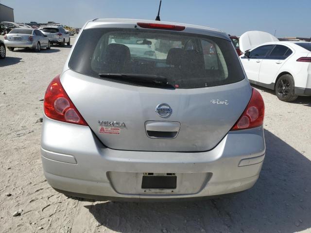 3N1BC1CP2CK245896 - 2012 NISSAN VERSA S SILVER photo 6