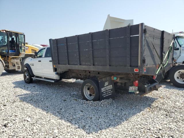 3C7WRNFL0JG122369 - 2018 RAM 5500 Beyaz fotoğraf 2