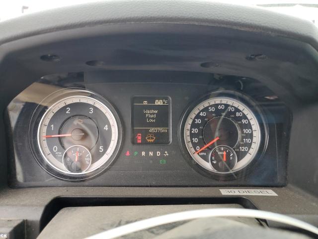 3C7WRNFL0JG122369 - 2018 RAM 5500 Beyaz fotoğraf 9