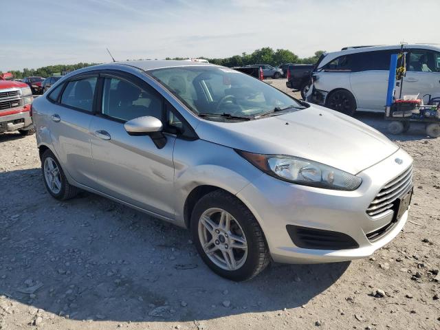 3FADP4BJ3KM161247 - 2019 FORD FIESTA SE SILVER photo 4