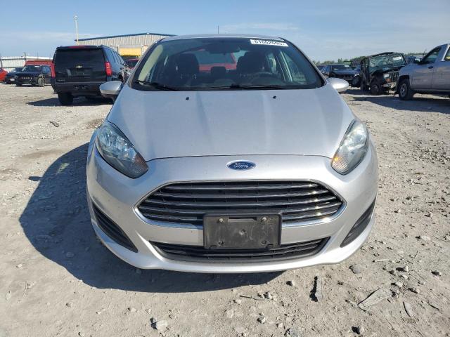 3FADP4BJ3KM161247 - 2019 FORD FIESTA SE SILVER photo 5