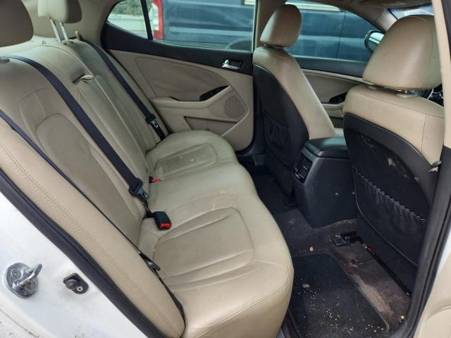 KNAGN4A70B5085685 - 2011 KIA OPTIMA EX WHITE photo 10