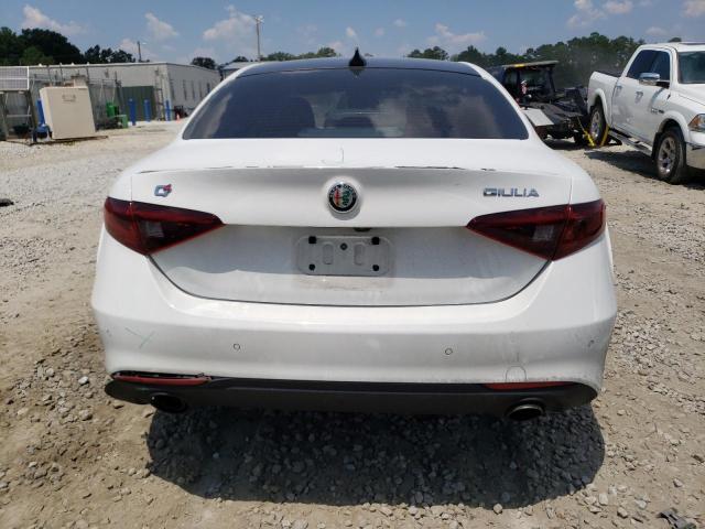 ZARFAEEN5H7547170 - 2017 ALFA ROMEO GIULIA TI Q4 WHITE photo 6