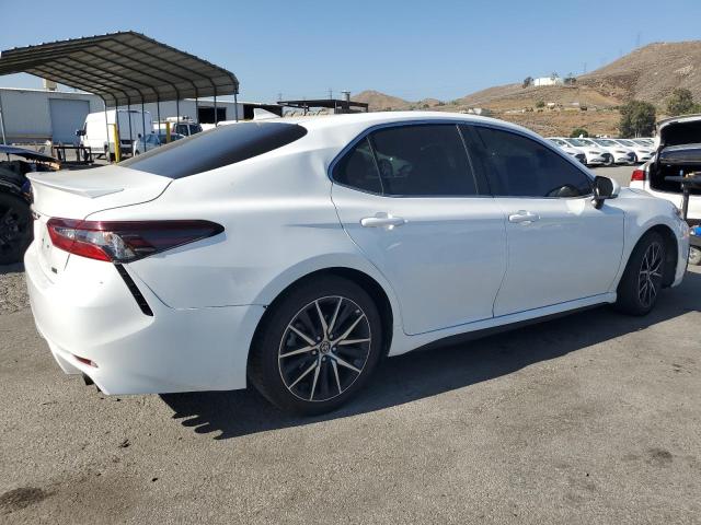 4T1G11AK0PU839582 - 2023 TOYOTA CAMRY SE NIGHT SHADE WHITE photo 3