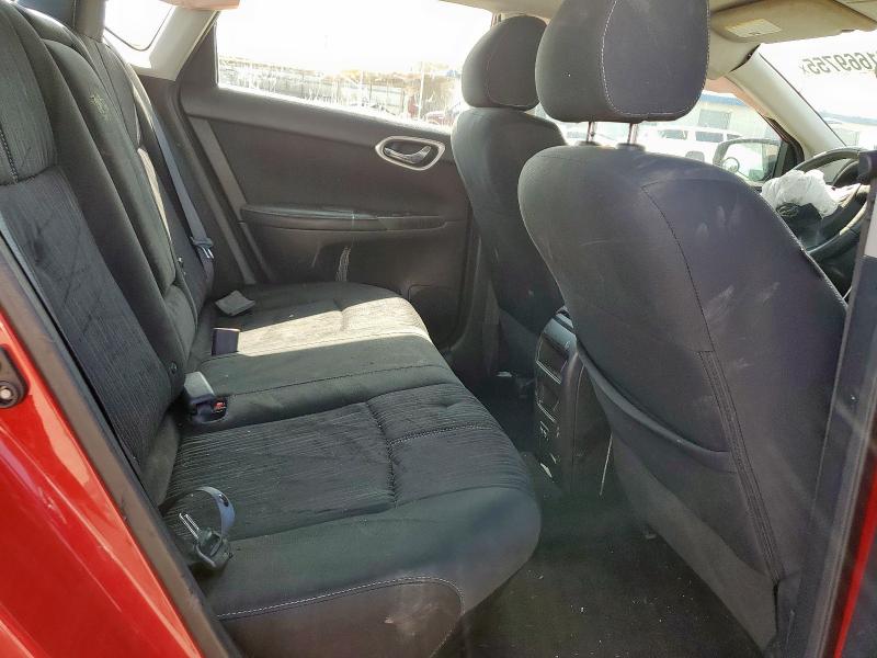 3N1AB7AP0JY286056 - 2018 NISSAN SENTRA S 红色 照片 10