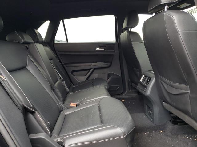 1V26E2CA9LC225658 - 2020 VOLKSWAGEN ATLAS CROS SE Черный фото 11