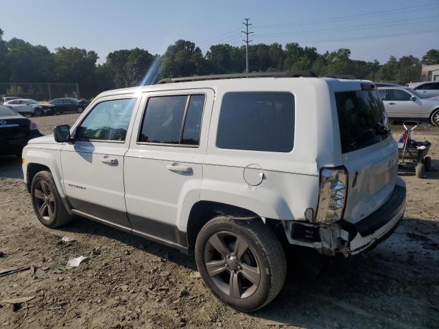 1C4NJPFA4ED793914 - 2014 JEEP PATRIOT LATITUDE WHITE photo 2