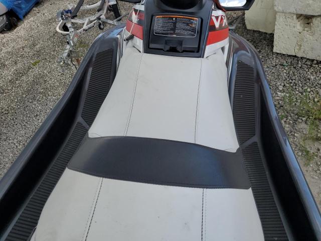 YAMA0177L819 - 2019 YAMAHA JET SKI TWO TONE photo 5