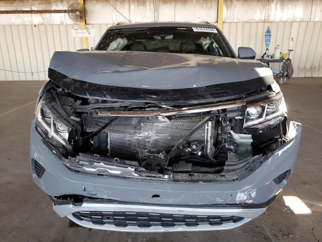1V2HE2CA8PC222510 - 2023 VOLKSWAGEN ATLAS CROS SE Gris photo 5