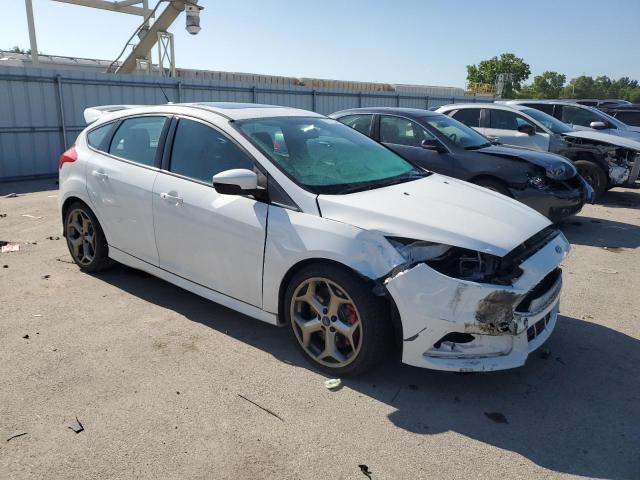 1FADP3L99JL332646 - 2018 FORD FOCUS ST თეთრი ფოტო 4