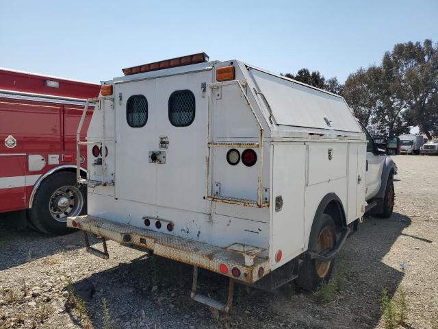 1FD0X4GY6BEA13237 - 2011 FORD F450 SUPER DUTY WHITE photo 3