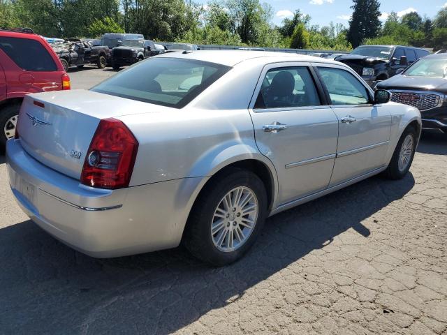 2C3CA5CV7AH122774 - 2010 CHRYSLER 300 TOURING SILVER photo 3