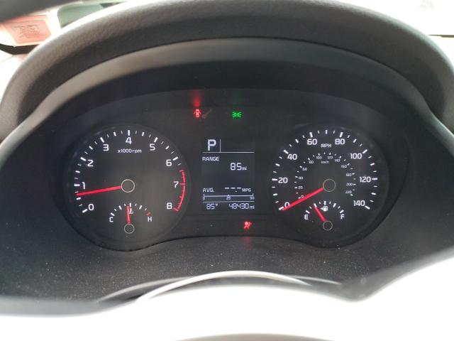 3KPA24AD2LE317037 - 2020 KIA RIO LX RED photo 9