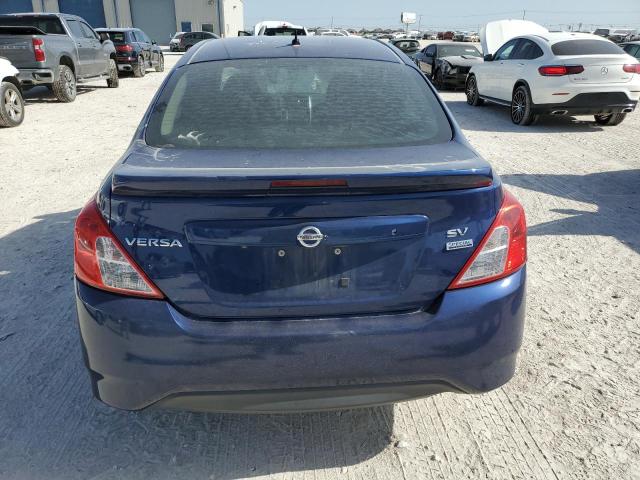 3N1CN7AP1JL887991 - 2018 NISSAN VERSA S BLUE photo 6