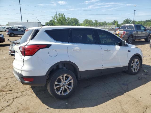 1FMCU9GD3KUA61302 - 2019 FORD ESCAPE SE თეთრი ფოტო 3