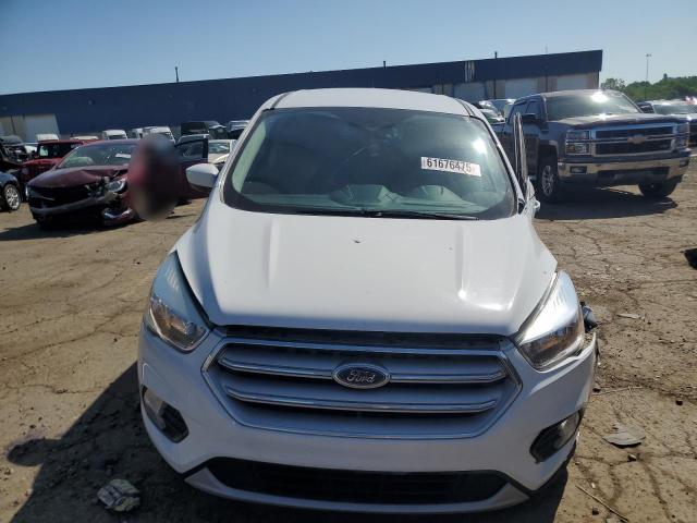 1FMCU9GD3KUA61302 - 2019 FORD ESCAPE SE თეთრი ფოტო 5