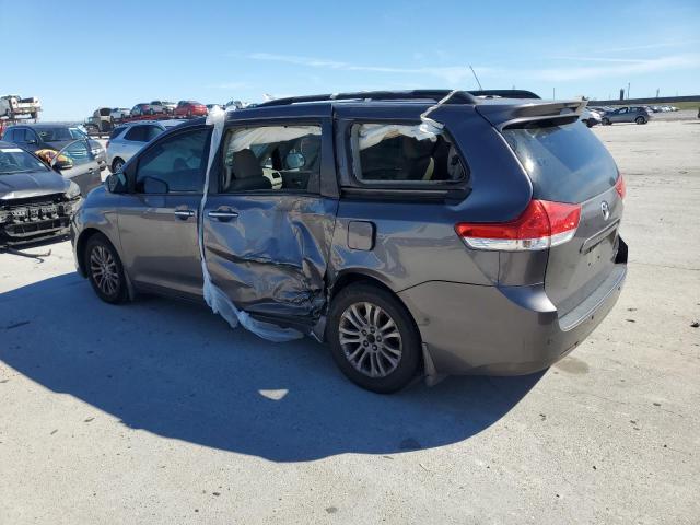 5TDYK3DC3DS334710 - 2013 TOYOTA SIENNA XLE CHARCOAL photo 2