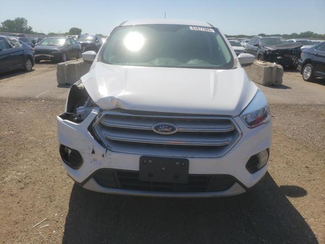 1FMCU0GD7KUB59843 - 2019 FORD ESCAPE SE WHITE photo 5