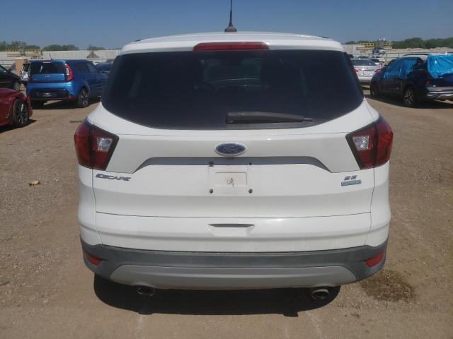 1FMCU0GD7KUB59843 - 2019 FORD ESCAPE SE WHITE photo 6