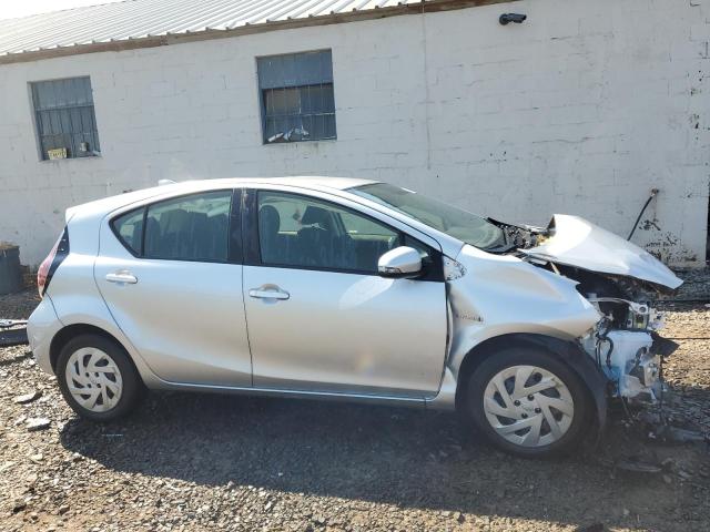 JTDKDTB3XG1590850 - 2016 TOYOTA PRIUS C SILVER photo 4