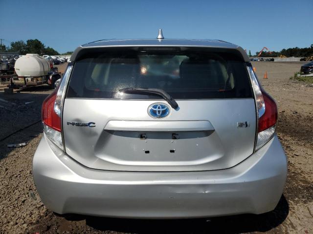 JTDKDTB3XG1590850 - 2016 TOYOTA PRIUS C SILVER photo 6