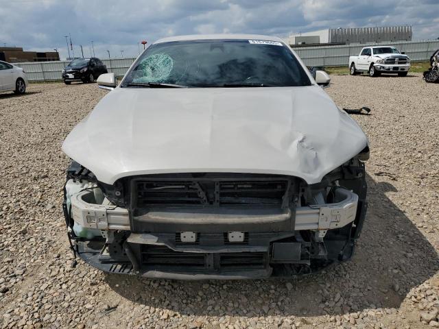 3LN6L5A98KR624381 - 2019 LINCOLN MKZ WHITE photo 5