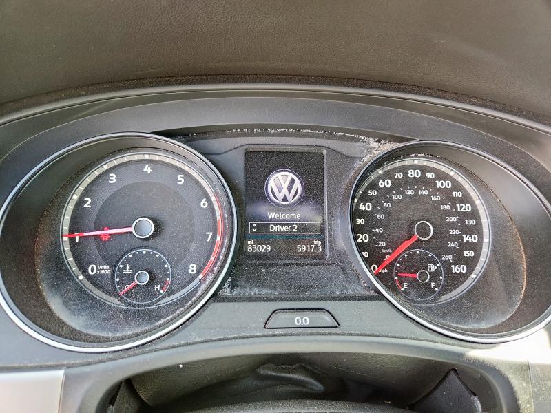 1V21C2CA5LC215208 - 2020 VOLKSWAGEN ATLAS CROS SE Boz foto 9