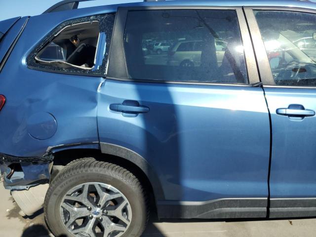 JF2SKAJC7MH487739 - 2021 SUBARU FORESTER PREMIUM Көк фото 11