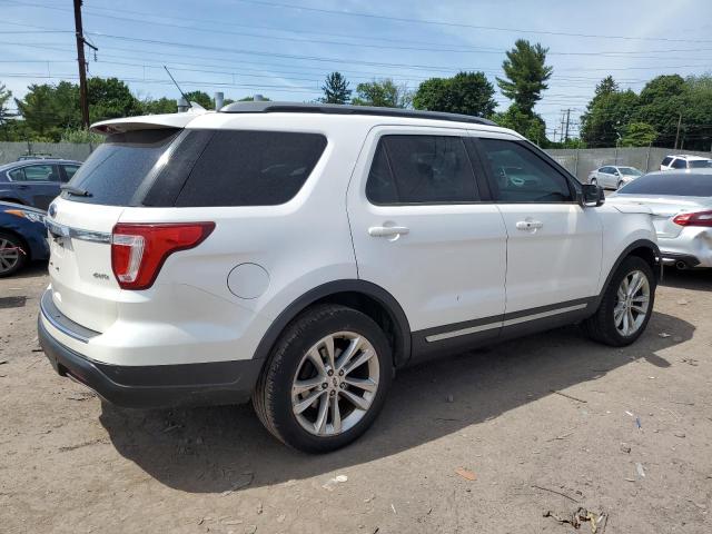 1FM5K8D87JGA17431 - 2018 FORD EXPLORER XLT WHITE photo 3