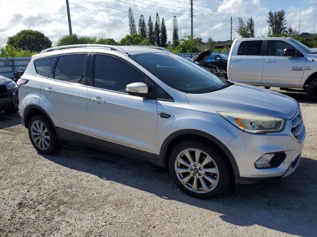 1FMCU0JD0HUC07331 - 2017 FORD ESCAPE TITANIUM SILVER photo 4