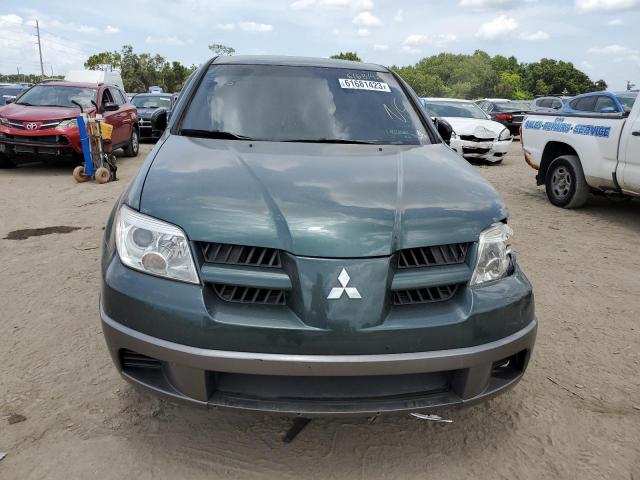 JA4LX31F85U028460 - 2005 MITSUBISHI OUTLANDER LS GREEN photo 5