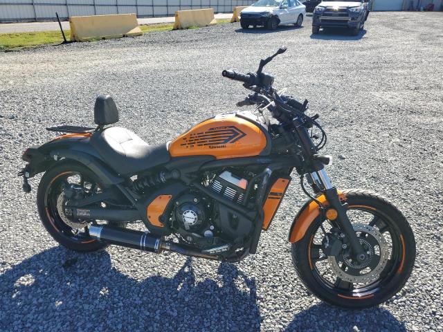 JKAENEE17KDA03833 - 2019 KAWASAKI EN650 E TWO TONE photo 1