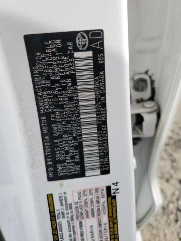 2T1KR32E15C378625 - 2005 TOYOTA COROLLA MA XR WHITE photo 13