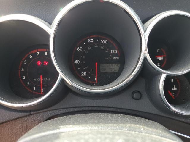 2T1KR32E15C378625 - 2005 TOYOTA COROLLA MA XR WHITE photo 9