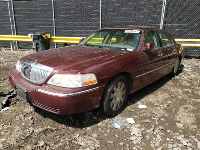 1LNHM83W34Y635366 - 2004 LINCOLN TOWN CAR ULTIMATE RED photo 1