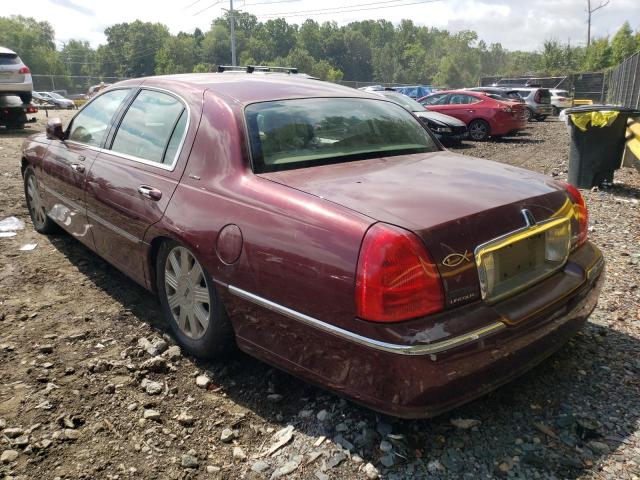 1LNHM83W34Y635366 - 2004 LINCOLN TOWN CAR ULTIMATE RED photo 2