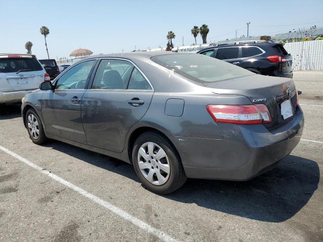 4T4BF3EKXAR082639 - 2010 TOYOTA CAMRY BASE GRAY photo 2